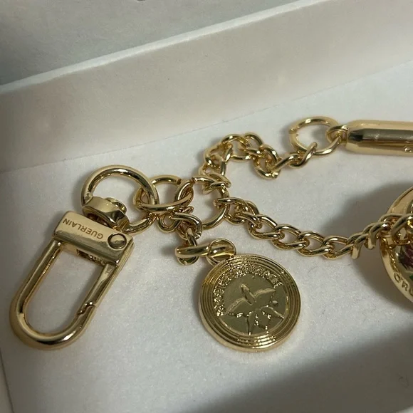 Guerlain Gift Key Chain Gift Box - Picture 6 of 7